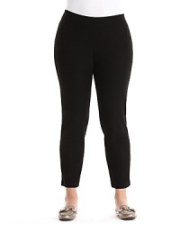 Super hot and hassle-free, slip into these ankle-length skinny pants from Eileen Fisher. A long fitted top and ballet flats evoke classic style. Super hot and hassle-free, slip into these ankle-length skinny pants from Eileen Fisher. A long fitted top and ballet flats evoke classic style.