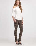 Work the trend in these lace-printed skinnies with a medium rise for a flattering fit. THE FITMedium rise, about 8Inseam, about 33THE DETAILSZip flyFive-pocket styleFully lined93% cotton/6% polyester/1% LycraDry cleanMade in USA of imported fabricModel shown is 5'9 (175cm) wearing US size 2.