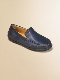 These comfortable classics, crafted of plush leather in a timeless loafer silhouette, feature patented breathable technology that absorbs and expels sweat, while keeping out water.Slip-onLeather upperLeather liningPadded insoleRubber soleImported These comfortable classics, crafted of plush leather in a timeless loafer silhouette, feature patented breathable technology that absorbs and expels sweat, while keeping out water.Slip-onLeather upperLeather liningPadded insoleRubber soleImported