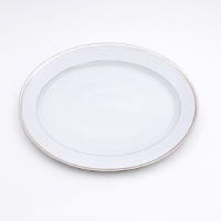 A symphony of elegance that harmonizes beautifully with virtually every decor or color scheme. Platinum rim. A symphony of elegance that harmonizes beautifully with virtually every decor or color scheme. Platinum rim.