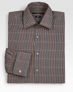 Cotton dress shirt in a fitted silhouette, modernized by this iconic check print design.ButtonfrontCottonDry cleanMade in Italy