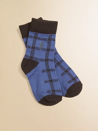 Cozy, stretch cotton adorned with a bold plaid print and pony embroidery.70% cotton/20% nylon/6% polyester/3% rubber/1% spandexMachine washImported Cozy, stretch cotton adorned with a bold plaid print and pony embroidery.70% cotton/20% nylon/6% polyester/3% rubber/1% spandexMachine washImported