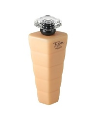 Romantic. Sensual. Emotional. The elegance of rose, muguet and lilac. The sparkle of apricot blossom. A glorious golden coral, so every drop opens like petals on the skin. Experience this lightweight lotion for softly-scented, velvety-smooth skin. Romantic. Sensual. Emotional. The elegance of rose, muguet and lilac. The sparkle of apricot blossom. A glorious golden coral, so every drop opens like petals on the skin. Experience this lightweight lotion for softly-scented, velvety-smooth skin.