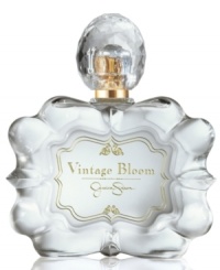 Crisp vibrant citrus notes of Calabrese lemon and Caipirinha lime zest open Vintage Bloom with a zing. Slowly, the soft femininity of raspberry bloom, a breezy, light fresh floral accord and a burst of stardust peony evolve to embrace Jessica's dreamy romantic nature. Bright, youthful notes are tempered as the fragrance blossoms into warm sensuality, inviting notes of crisp cotton musk and Indian sandalwood to charm and delightfully entice. Experience Vintage Bloom by Jessica Simpson with this 3.4 oz Eau de Parfum. Crisp vibrant citrus notes of Calabrese lemon and Caipirinha lime zest open Vintage Bloom with a zing. Slowly, the soft femininity of raspberry bloom, a breezy, light fresh floral accord and a burst of stardust peony evolve to embrace Jessica's dreamy romantic nature. Bright, youthful notes are tempered as the fragrance blossoms into warm sensuality, inviting notes of crisp cotton musk and Indian sandalwood to charm and delightfully entice. Experience Vintage Bloom by Jessica Simpson with this 3.4 oz Eau de Parfum.