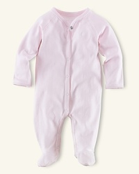 Ralph Lauren Childrenswear solid coverall. An adorable solid long-sleeved footed coverall in soft cotton jersey. Crew neckline, full ring-snap placket, fold-over detail at the cuffs. Ribbed neckline, placket and cuffs. Our signature satin logo patch accents the back neck. Ralph Lauren Childrenswear solid coverall. An adorable solid long-sleeved footed coverall in soft cotton jersey. Crew neckline, full ring-snap placket, fold-over detail at the cuffs. Ribbed neckline, placket and cuffs. Our signature satin logo patch accents the back neck.