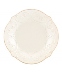 With fanciful beading and a feminine edge, this Lenox French Perle tidbit plates are a great addition to your white dinnerware and have an irresistibly old-fashioned sensibility. Hard-wearing stoneware is dishwasher safe and, in a soft white hue with antiqued trim, a graceful addition to any meal.