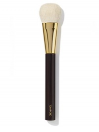 Tom Ford's brush collection is designed to bring ease and luxury to the process of creating your look - they make expert makeup application completely effortless. Custom designed and developed with natural hair to be the perfect partner for the Tom Ford Traceless Foundation Stick, this brush flawlessly blends the product's creamy texture onto skin with a seamless look and delivers the right amount of product where needed. Handle is designed for true comfort and balance.