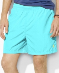 Rendered in lightweight, quick-drying nylon, the essential Hawaiian swim boxer exudes casual style in a bright, bold hue. Rendered in lightweight, quick-drying nylon, the essential Hawaiian swim boxer exudes casual style in a bright, bold hue.