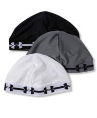 Designed for pro athletes who can't let bad weather ruin a workout, Under Armour's Skull Cap combines moisture-wicking HeatGear® technology with a built-in sweatband for added comfort. Designed for pro athletes who can't let bad weather ruin a workout, Under Armour's Skull Cap combines moisture-wicking HeatGear® technology with a built-in sweatband for added comfort.