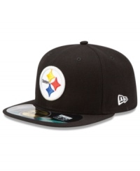 Score a style touchdown with this 59FIFTY fitted cap from New Era. This hat is a game day essential when the Pittsburgh Steelers hit the field. Score a style touchdown with this 59FIFTY fitted cap from New Era. This hat is a game day essential when the Pittsburgh Steelers hit the field.