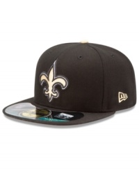 Top of your head sporting your love for football in this New Orleans Saints cap by New Era. Top of your head sporting your love for football in this New Orleans Saints cap by New Era.