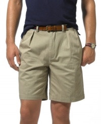 Essential, classic-fitting short in durable soft cotton twill. Essential, classic-fitting short in durable soft cotton twill.