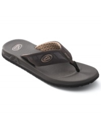 Cool and comfortable men's sandals, these lightweight REEF men's flip flops are ready for any warm weather adventure. Cool and comfortable men's sandals, these lightweight REEF men's flip flops are ready for any warm weather adventure.