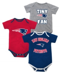 Suit up your littlest Patriots fan in just the right gear with this NFL New England Patriots bodysuit 3-pack from the Outerstuff. Suit up your littlest Patriots fan in just the right gear with this NFL New England Patriots bodysuit 3-pack from the Outerstuff.