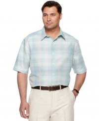 Looking for a warm-weather dressy-casual look that makes the grade? This big and tall shirt from Perry Ellis will always score. Looking for a warm-weather dressy-casual look that makes the grade? This big and tall shirt from Perry Ellis will always score.