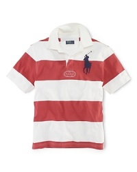 A classic short-sleeved striped cotton rugby for preppy, in-the-game style. A classic short-sleeved striped cotton rugby for preppy, in-the-game style.