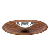 A stunning way to serve chips and dip. Rich wood and shimmering metal combine for a compelling presentation. Platter crafted of wood Bowl crafted of metal.