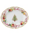 Royal Albert offers a festive twist on a favorite pattern, mixing Christmas trees, holly and bows with pink and gold blooms on the Old Country Roses Holiday platter. Gold-banded porcelain coordinates flawlessly with the original dinnerware collection.