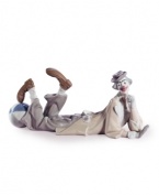 Make any room feel more like the big top with the seriously silly Clown figurine from Lladro. A painted face, white gloves and oversized shoes crafted of premium porcelain give him oodles of personality.