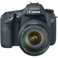Canon EOS 7D 18 MP CMOS Digital SLR Camera with 3-inch LCD and 28-135mm f/3.5-5.6 IS USM Standard Zoom Lens Canon EOS 7D 18 MP CMOS Digital SLR Camera with 3-inch LCD and 28-135mm f/3.5-5.6 IS USM Standard Zoom Lens