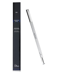 A smooth-textured khol pencil that dramatizes the eye and highlights the color of the iris. A smooth-textured khol pencil that dramatizes the eye and highlights the color of the iris.