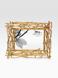A carefully crafted frame takes its inspiration from the intricacies of form and texture found in foliage from around the world in cast metal. From the Bark & Branch CollectionGoldplated metalImportedDIMENSION INFORMATION4 X 6 (8 X 10 overall)5 X 7 (9 X 11 overall) A carefully crafted frame takes its inspiration from the intricacies of form and texture found in foliage from around the world in cast metal. From the Bark & Branch CollectionGoldplated metalImportedDIMENSION INFORMATION4 X 6 (8 X 10 overall)5 X 7 (9 X 11 overall)