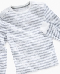 Straightforward. This long-sleeve thermal from Epic Threads slips on to keep him comfortable. Straightforward. This long-sleeve thermal from Epic Threads slips on to keep him comfortable.