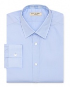 An expertly-crafted dress shirt from Burberry brings new heights of sophistication to your professional wardrobe.