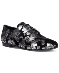 Metallic prints give this fun pair of oxfords an added edge. Steve Madden's Jaxie-V oxfords feature a velvet upper and a lace-up vamp. Metallic prints give this fun pair of oxfords an added edge. Steve Madden's Jaxie-V oxfords feature a velvet upper and a lace-up vamp.