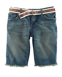 Stylish Bermuda short in durable, washed denim, designed with distressed detailing and a frayed hem. Stylish Bermuda short in durable, washed denim, designed with distressed detailing and a frayed hem.