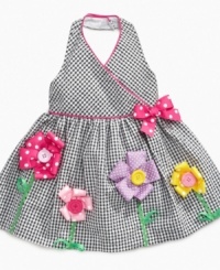 Grow her style with this darling gingham halter dress from Bonnie Jean. Grow her style with this darling gingham halter dress from Bonnie Jean.