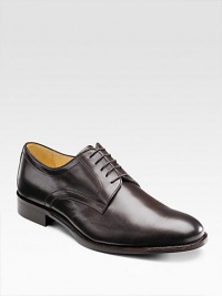 EXCLUSIVELY OURS. A sleek, sophisticated dress style crafted in premier leather and essential comfort. Leather lining Padded insole Leather sole Made in Italy EXCLUSIVELY OURS. A sleek, sophisticated dress style crafted in premier leather and essential comfort. Leather lining Padded insole Leather sole Made in Italy
