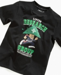 He can show the roots of his style in this fresh t-shirt from LRG, perfect for keeping his look unique, no matter what crew he runs with. He can show the roots of his style in this fresh t-shirt from LRG, perfect for keeping his look unique, no matter what crew he runs with.
