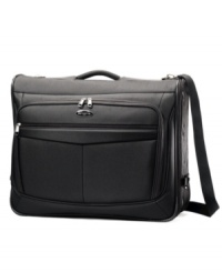 The unique design of this full-featured garment bag opens like a book, allowing you easy access to your belongings at all times. Greet each day away from home with a wrinkle-free look made possible by hanger clip, multiple organizing pockets and an extender panel that makes sorting belongings a real cinch. 10-year warranty. The unique design of this full-featured garment bag opens like a book, allowing you easy access to your belongings at all times. Greet each day away from home with a wrinkle-free look made possible by hanger clip, multiple organizing pockets and an extender panel that makes sorting belongings a real cinch. 10-year warranty.