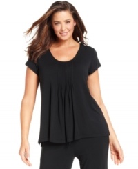 Complete coziness. DKNY's short sleeve pajama top is the ultimate in comfort. Complete coziness. DKNY's short sleeve pajama top is the ultimate in comfort.
