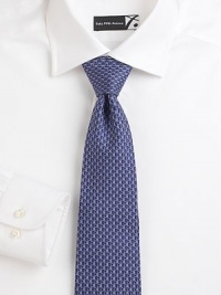 A signature statement in beautifully crafted Italian silk with a gancini print.SilkDry cleanMade in Italy A signature statement in beautifully crafted Italian silk with a gancini print.SilkDry cleanMade in Italy