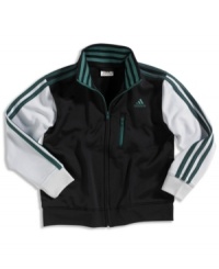 He's always ready to explore and play. This jacket by adidas is the perfect gift to set him on track. He's always ready to explore and play. This jacket by adidas is the perfect gift to set him on track.