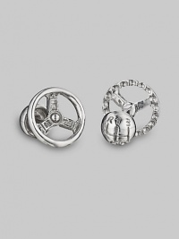 A bit of revved-up character for the sartorial set, designed in polished sterling silver. Sterling silver Gear knob backing About ¾ diam. Made in USA 