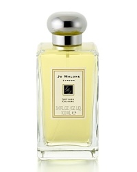 A modern interpretation of a spicy, aromatic classic. Vetiver, the legendary scent of India, is blended with sweet orange, nutmeg and tarragon to create this powerful, mysterious fragrance. A modern interpretation of a spicy, aromatic classic. Vetiver, the legendary scent of India, is blended with sweet orange, nutmeg and tarragon to create this powerful, mysterious fragrance.