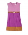 THE LOOKColorblock designRound necklineSleevelessEmpire waist with metal detailBack zip closureTHE MATERIALCottonCARE & ORIGINMachine washImported