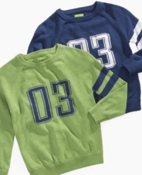 No play is too tough to tackle with this sporty crew neck sweater from Greendog. No play is too tough to tackle with this sporty crew neck sweater from Greendog.