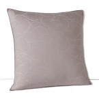 Like moonlight shimmering on water, intricate layers create the dappled texture of this luxurious Barbara Barry sham. The Divine Collection creates a sleeping experience that both soothes and transcends.