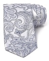 Paisley flourishes across this silk tie for a look that's boldly classic.