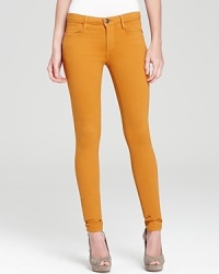 A vibrant hue and impeccable fit make these Earnest Sewn skinny jeans a must-have for new-season style. A vibrant hue and impeccable fit make these Earnest Sewn skinny jeans a must-have for new-season style.