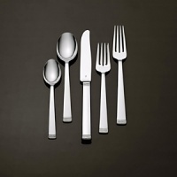 Vera Wang Silver and Gifts collection celebrates the tradition and beauty of silver while maintaining the aesthetic Vera Wang is famous for - unique, sophisticated and unmistakable. High quality 18/10 stainless steel flatware. Vera Wang Silver and Gifts collection celebrates the tradition and beauty of silver while maintaining the aesthetic Vera Wang is famous for - unique, sophisticated and unmistakable. High quality 18/10 stainless steel flatware.