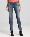 Rock downtown style in rag & bone/JEAN skinnies, distressed with subtle whiskering for understated cool.