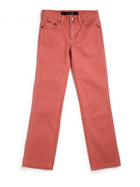 THE LOOKWaistband with belt loops and logo button closureZip flyFive pocket styleMetal logo detail at one back pocketTHE MATERIALCottonCARE & ORIGINMachine washImported THE LOOKWaistband with belt loops and logo button closureZip flyFive pocket styleMetal logo detail at one back pocketTHE MATERIALCottonCARE & ORIGINMachine washImported