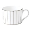 Sparkling platinum and mica accent this decidedly contemporary Vera Wang teacup, lending a look that's fresh and dimensional.