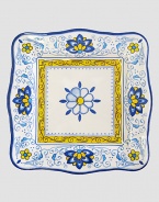 Reminiscent of vibrant, hand-painted Amalfi pottery, this durable melamine set is sure to become a cherished favorite for years to come.Melamine11 x 11Dishwasher safeDo not microwaveImported