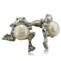 Frog Shaped Freshwater Pearl Earrings Frog Shaped Freshwater Pearl Earrings